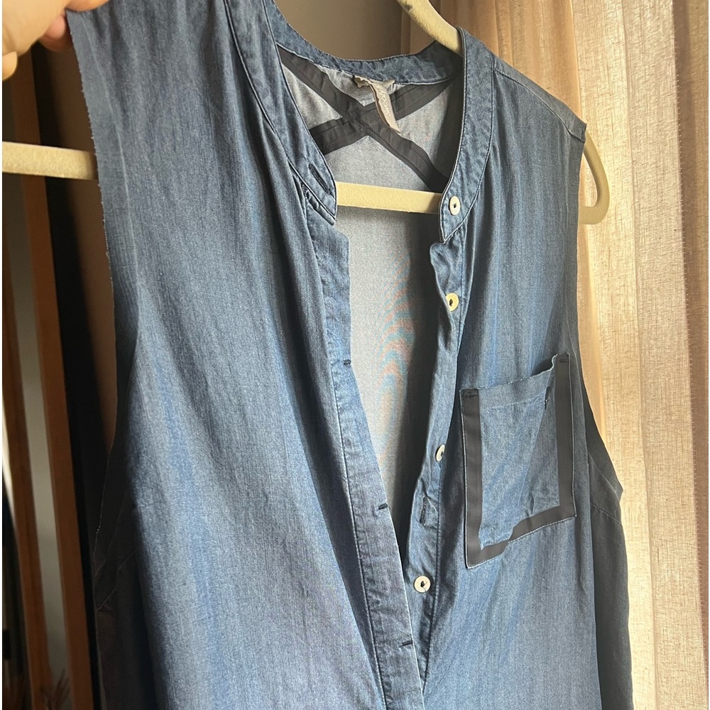Sweaty Betty button down top!